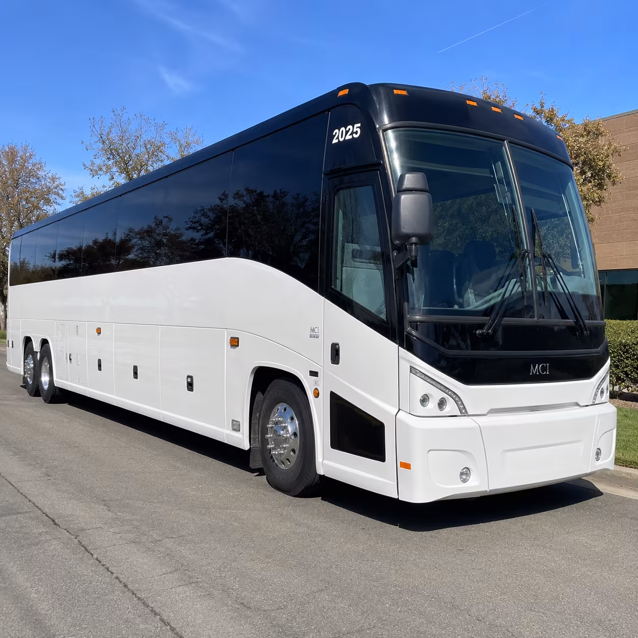 charter buses for corona high school and college campus tours