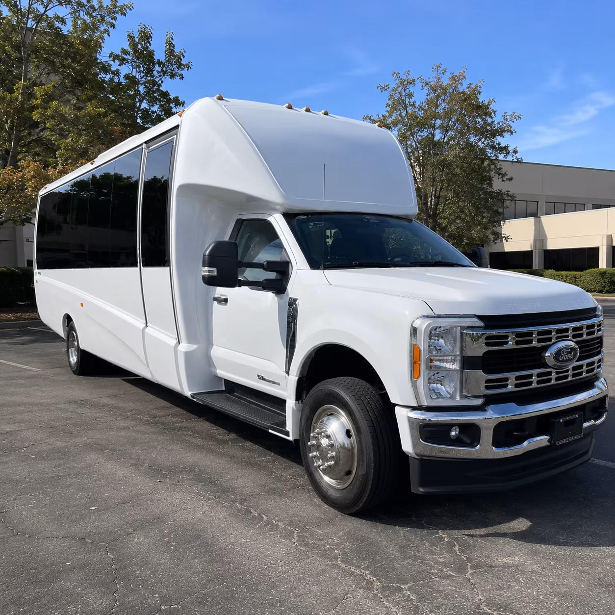 charter buses for corporate events and conference travel in corona