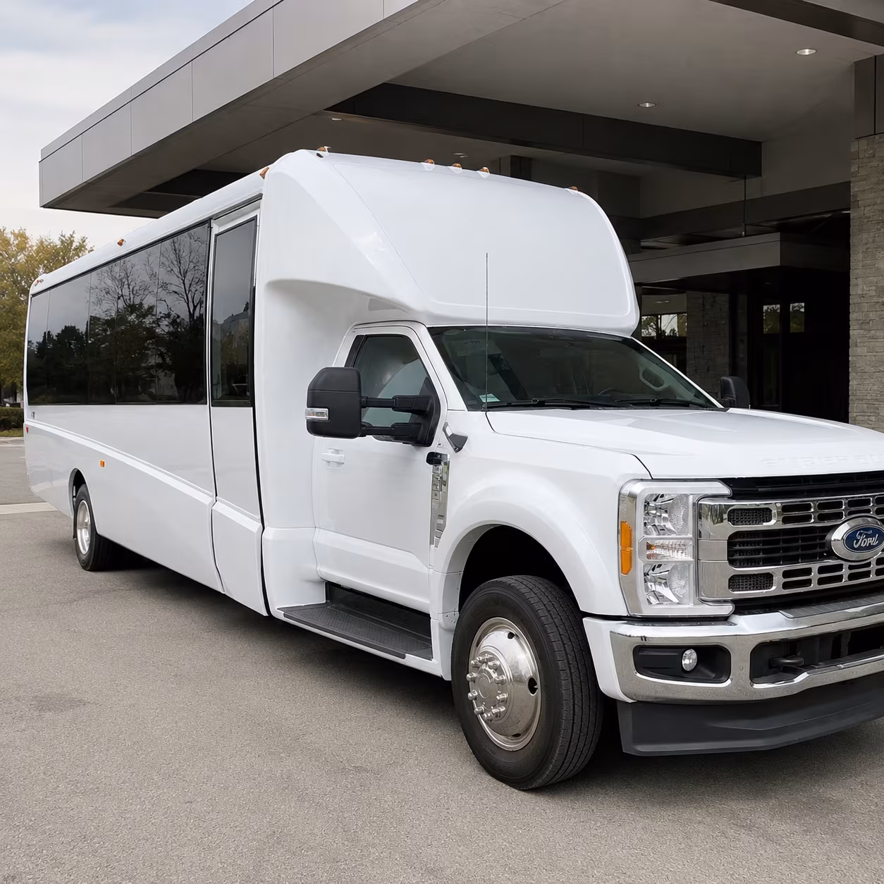 corporate airport transfer buses between corona and ontario international