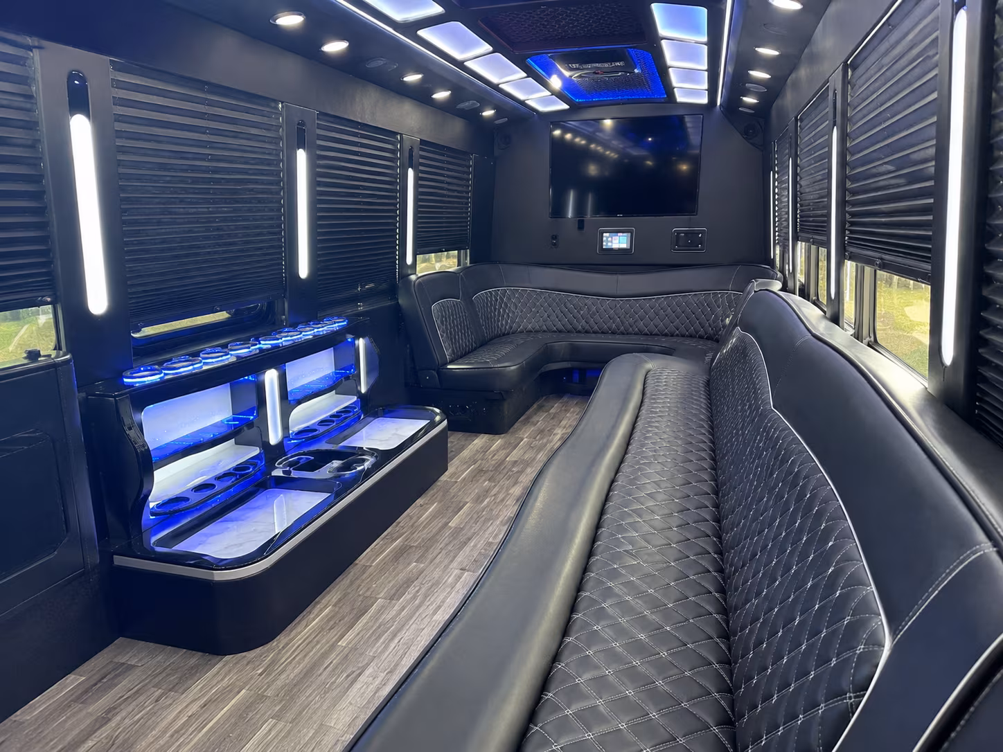 party buses to toyota arena concerts in ontario