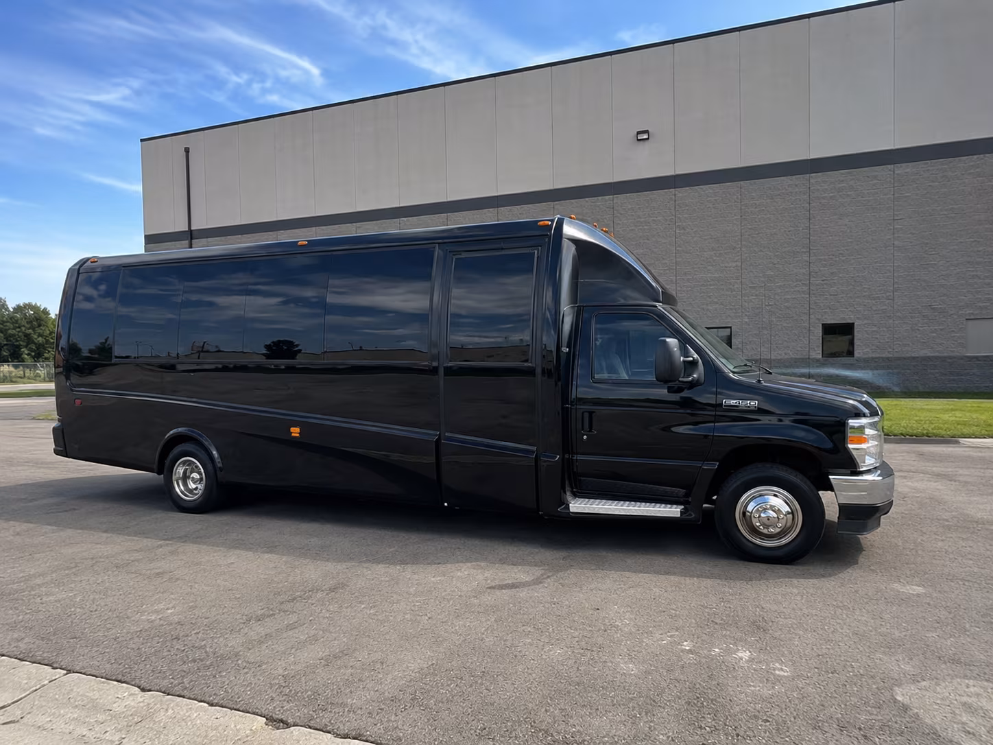 shuttle buses to coachella stagecoach and desert festival weekends