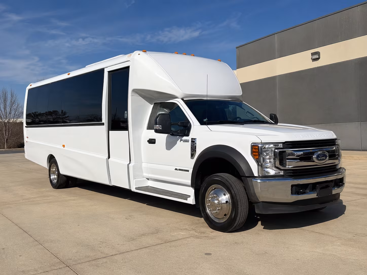 winery and brewery tour buses out of corona
